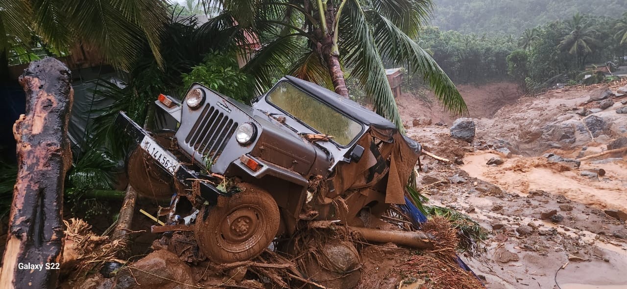 Wayanad Landslide 2024 Photos, Devastating Impact, Rescue Efforts, and Videos