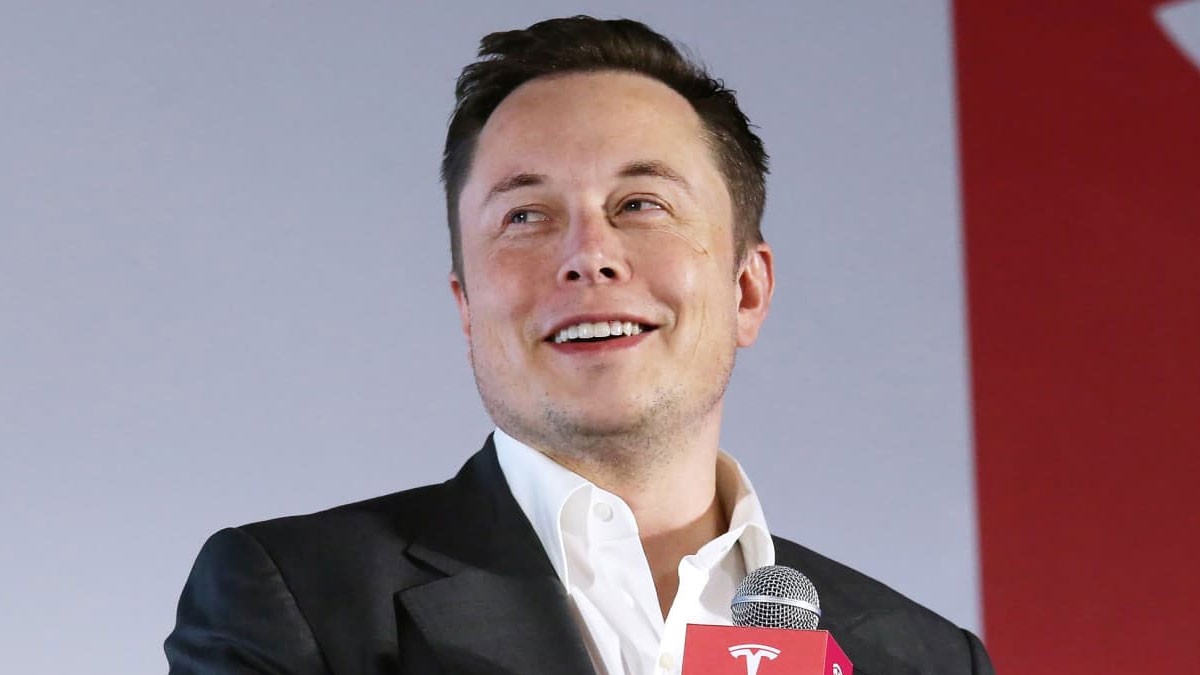 Elon Musk Becomes First Person to Reach $400 Billion Net Worth