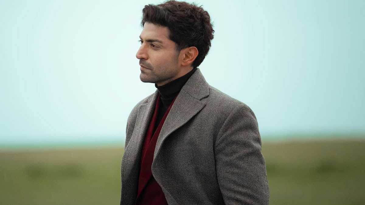 Gurmeet Choudhary Wins Best Action Hero Award at 17th Global Film Festival