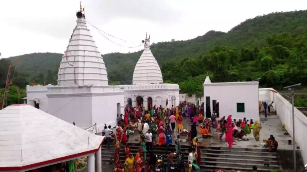 Historic Event: 130 Dalit Families Enter Gidheshwar Shiv Temple After 300 Years