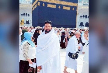 Mohammad Siraj Completes Umrah Ahead of Ramadan and IPL 2025