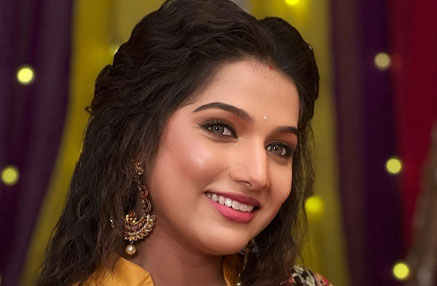 Jahnavi Killekar Biography, Wife, Children, Life Story, Movies, Career,  Birthday, Family, Height, Age, Net Worth | infoflick.com