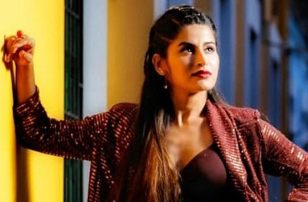 Kanika Gautam Biography, Wife, Children, Life Story, Movies, Career ...