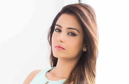 Srishty Rode Age, Biography, Height, Birthday, Family, Movies, Photos ...