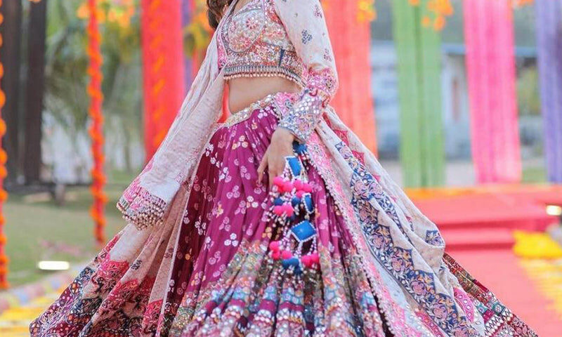 Traditional Gujarati Garba chaniya choli at a festive setting