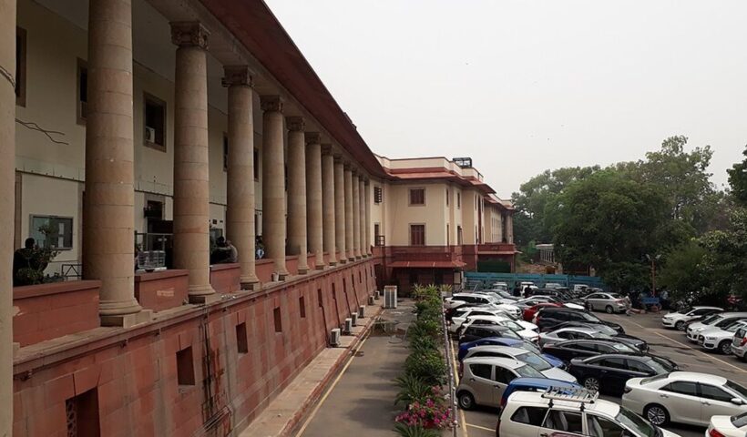 Court building used to illustrate report on Abhijeet Dipke's conditional release