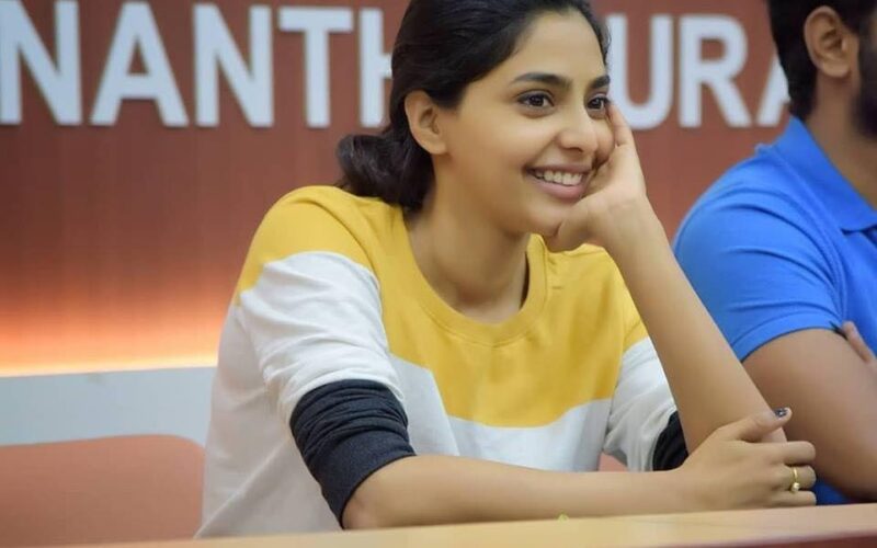 Aishwarya Lekshmi Biography: Real Name, Age, Height, Education, Family and Unknown Facts