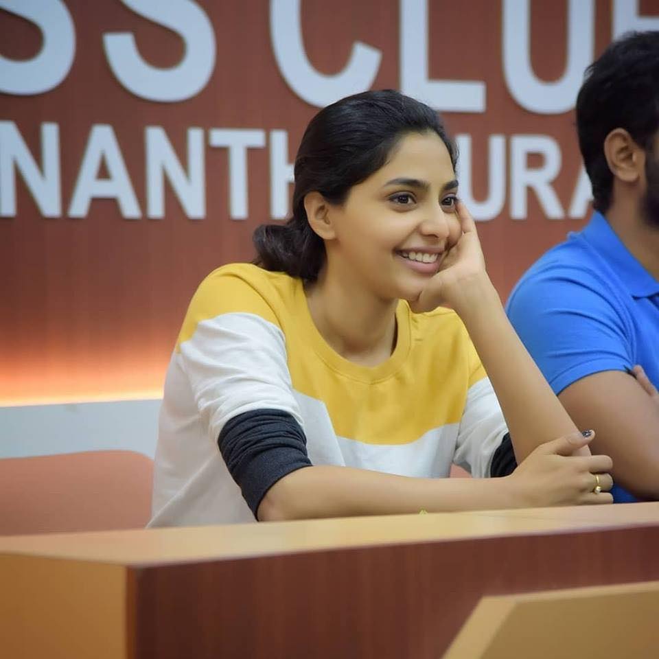 Aishwarya Lekshmi Biography: Real Name, Age, Height, Education, Family and Unknown Facts