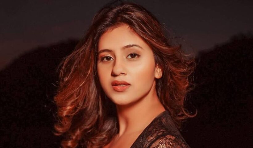 Anjali Arora Leaves Kanpur Dandiya Event After DJ Plays ‘Kacha Badam’