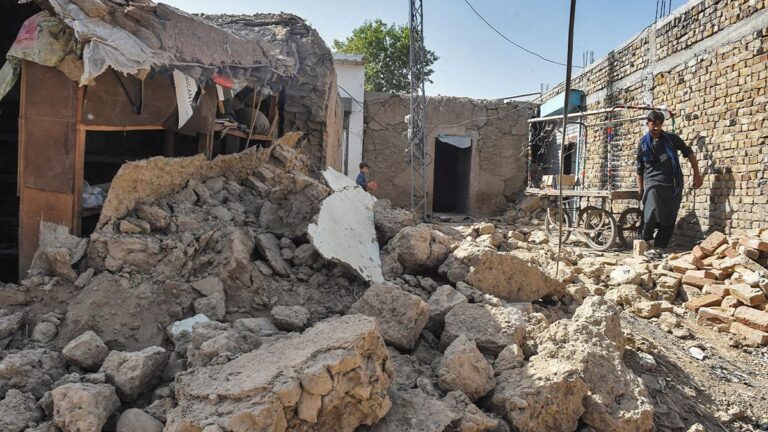 Magnitude 5.9 Earthquake Jolts Pakistan’s Balochistan Near Khuzdar