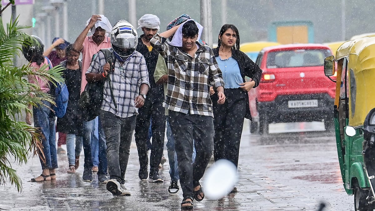 Bengaluru Weather Today: Rain Forecast and Travel Advisory for October 18