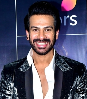 Karan Veer Mehra Recalls Panic After Tiger Shroff Firing Incident
