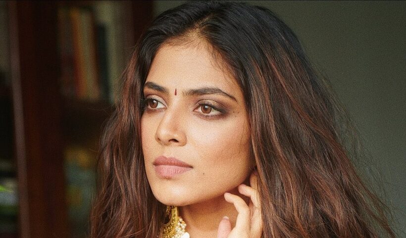 Malavika Mohanan portrait