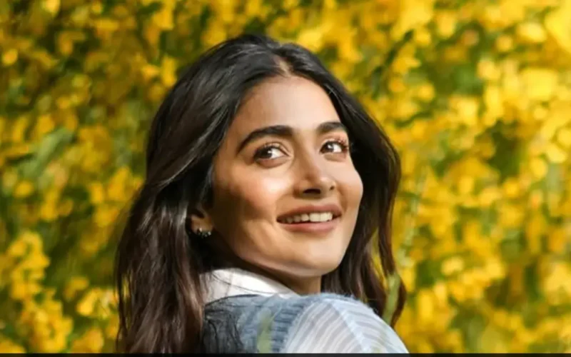 Pooja Hegde Biography, Age, Real Name, Height, Family, Education & Net Worth