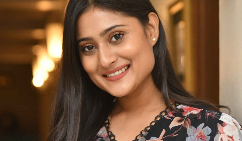 Amrutha Iyengar Kannada actress portrait