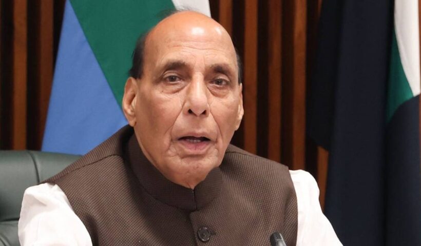 Rajnath Singh Accuses Congress of Seeking ‘Regime Change Through Violence’ Amid Anti-CEC Protests