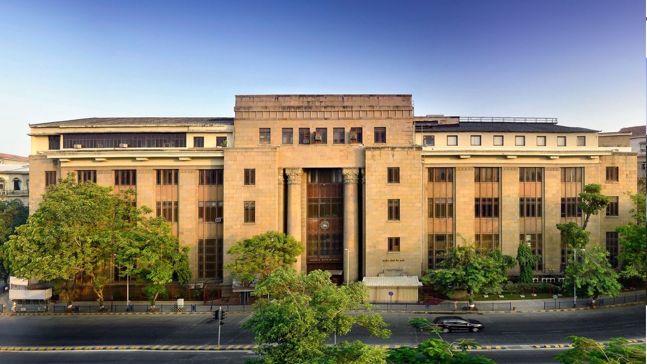 RBI Forex Rules 2026: What the 20% Reserve Requirement Means for the Rupee