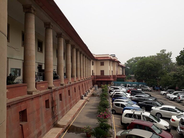 Supreme Court Report: Insurance for All Train Tickets from October 27 — What Passengers Should Know