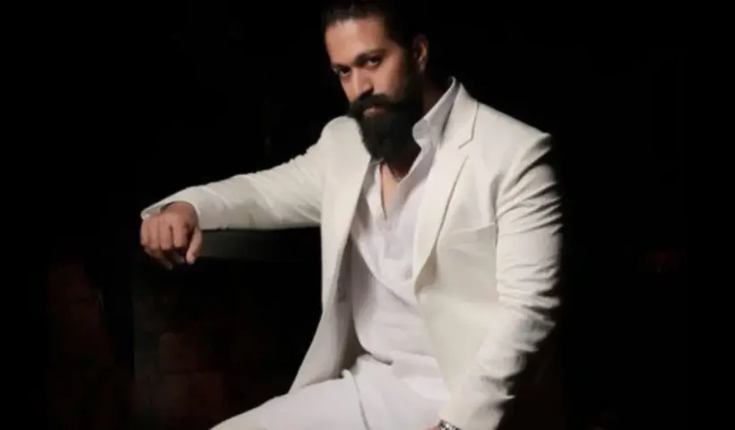 Yash : Real Name, Age, Wife, Family, Height, Career & Net Worth